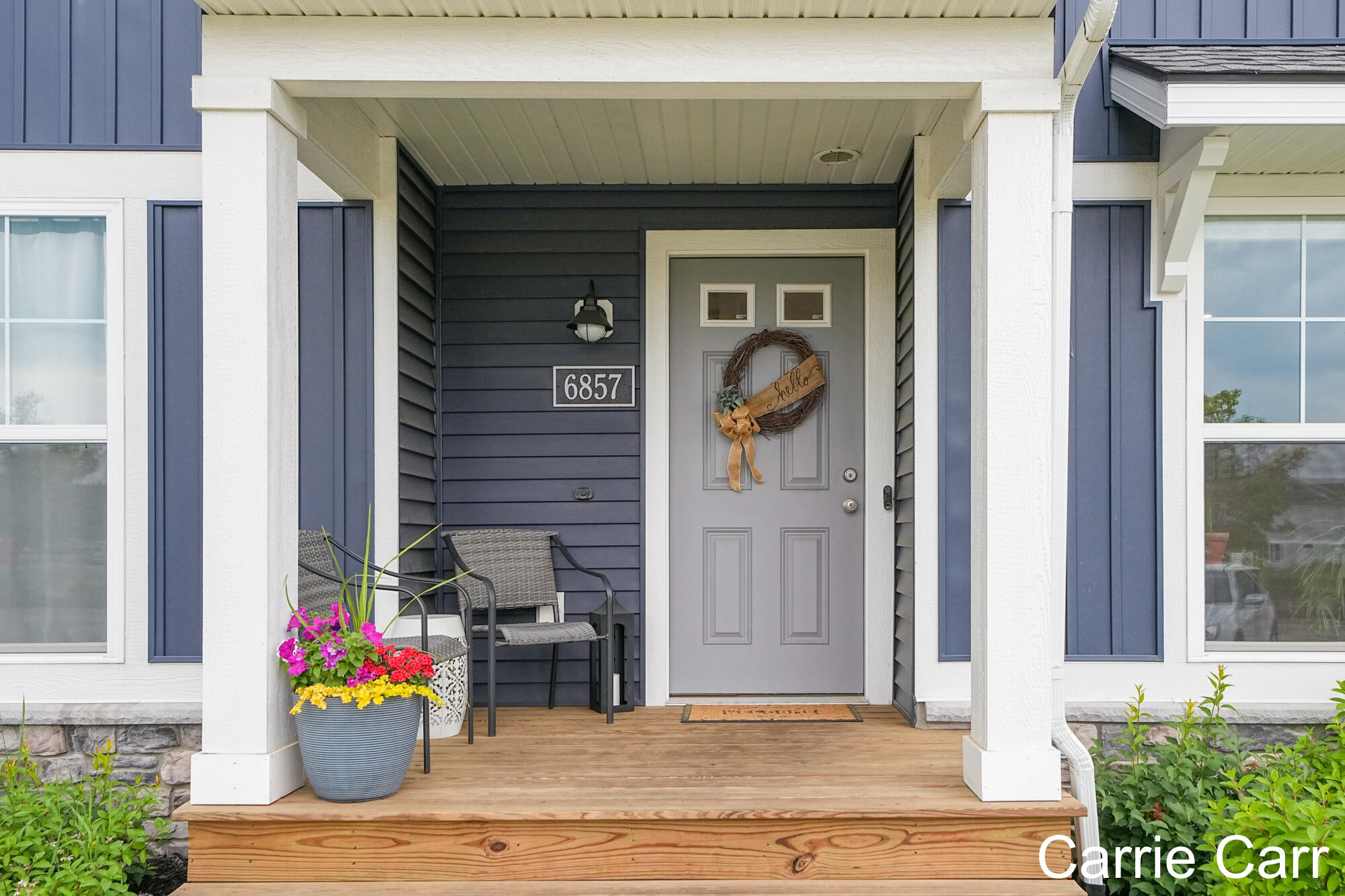 6857 Old Town Square