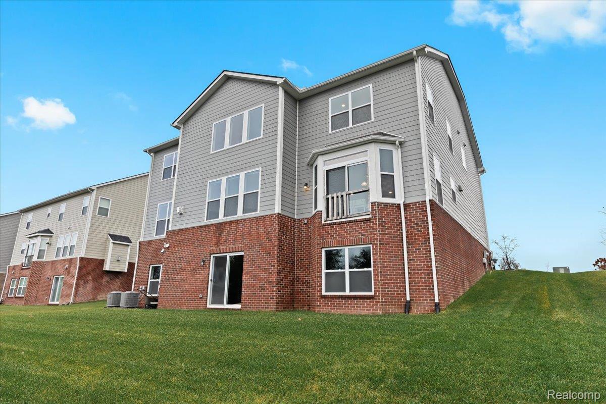 24279 Bay Laurel Lane