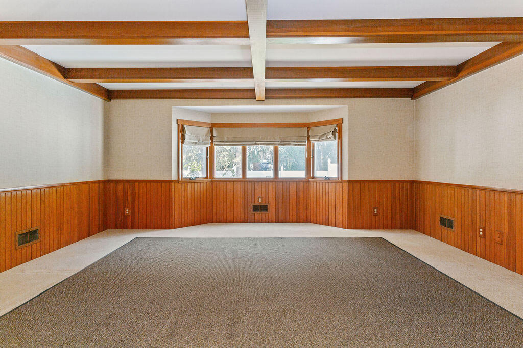 227 N Sunnybank Road