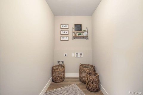 Tiny photo for 12521 Sharp Road, Fenton Charter Township, MI 48451 (MLS # 20261021737)