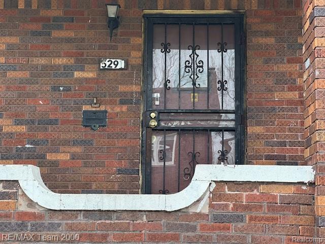 5291 Lakewood Street