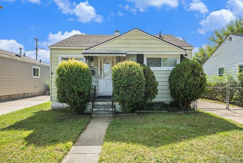 1212 E Rowland Avenue Madison Heights City MI 48071