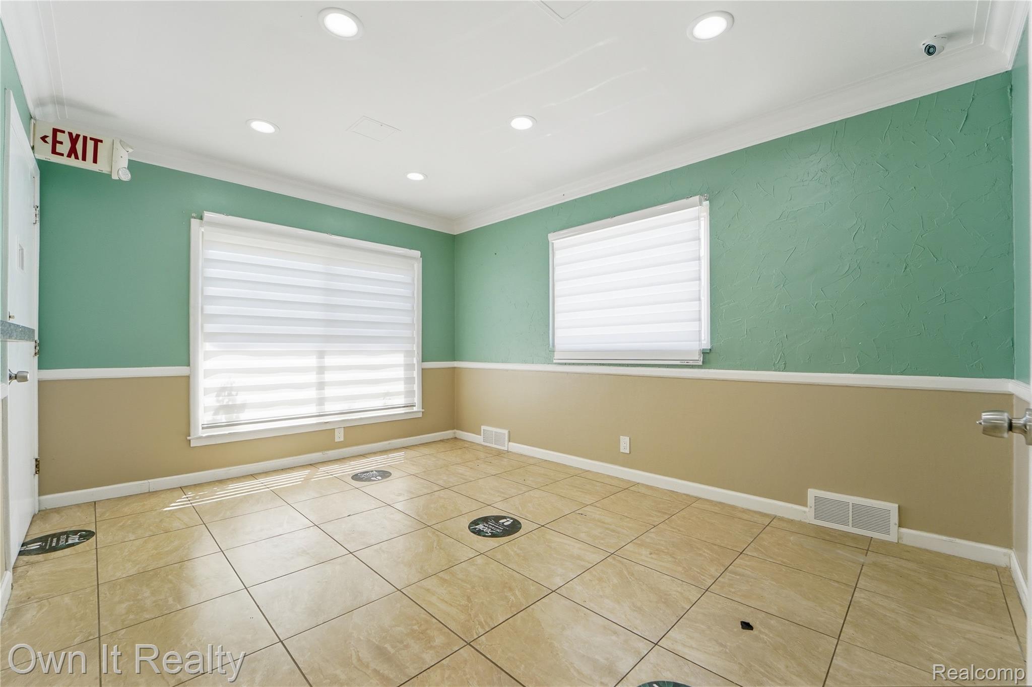 7247 Schaefer Road