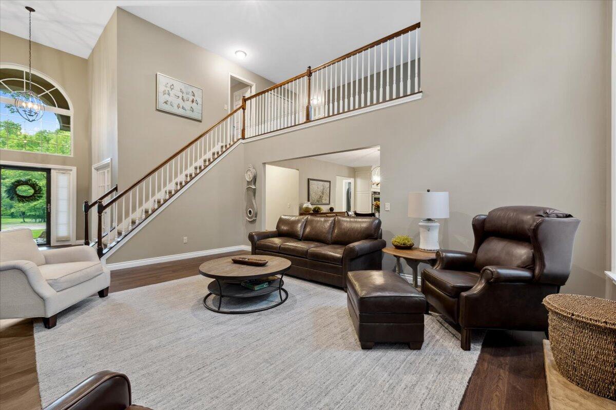 6700 Woodvine Drive