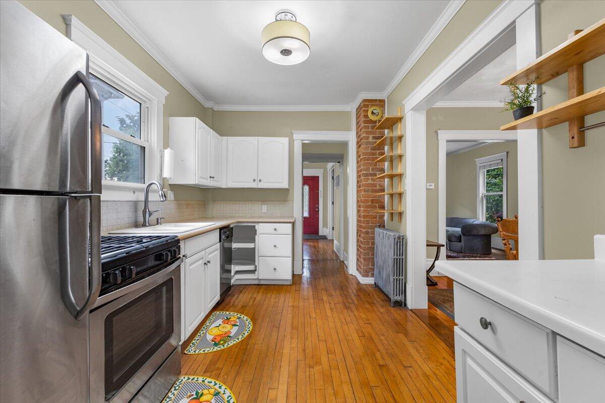 910 W Huron Street