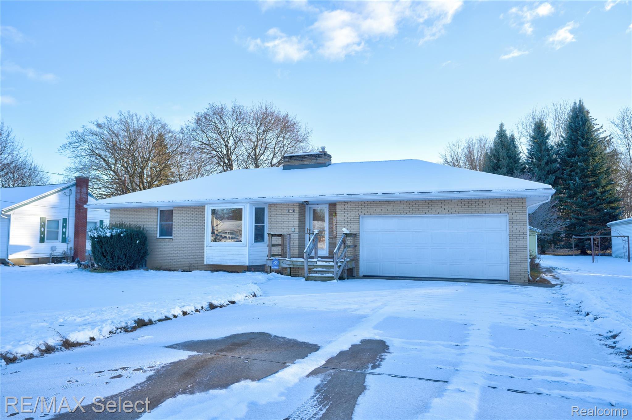 4298 Farmcrest Street