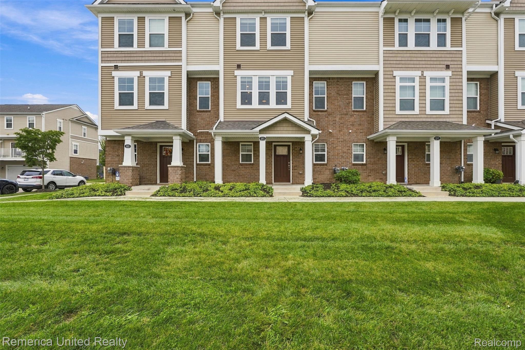 161 Monument Lane
