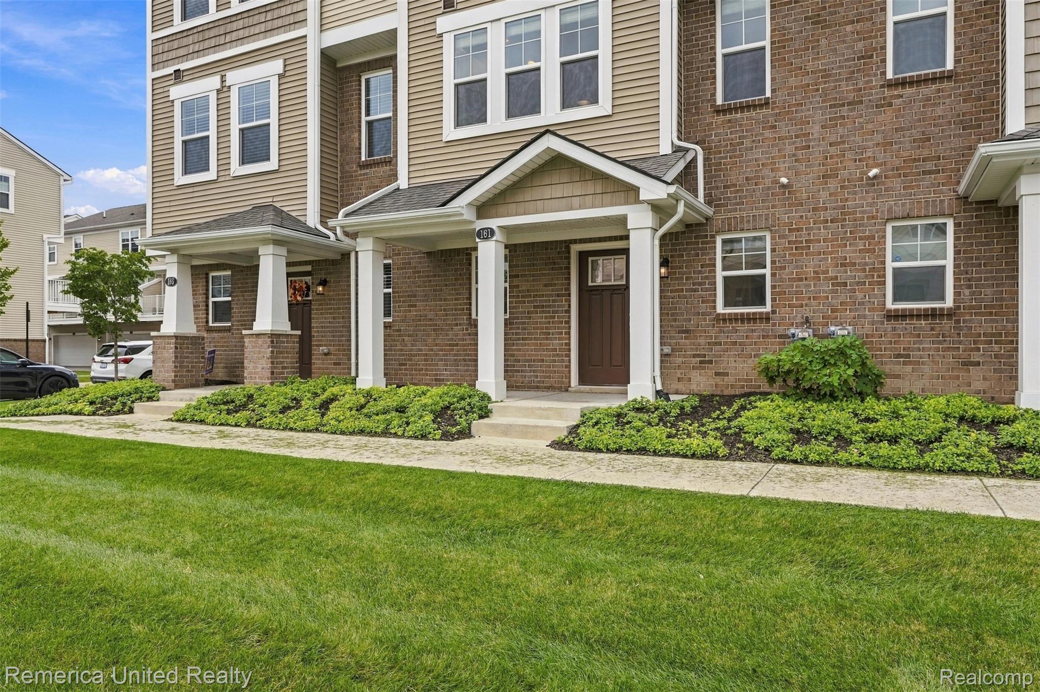 161 Monument Lane