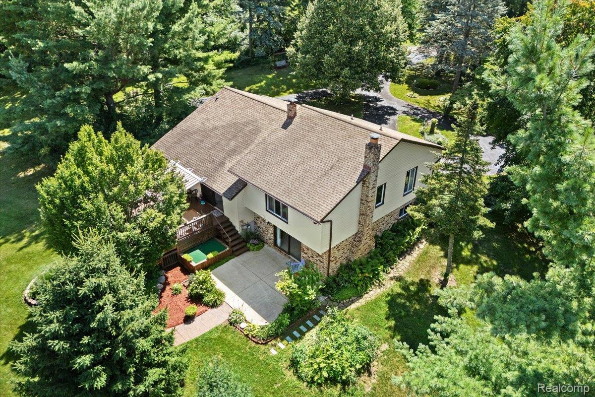 3862 Saddle Lane