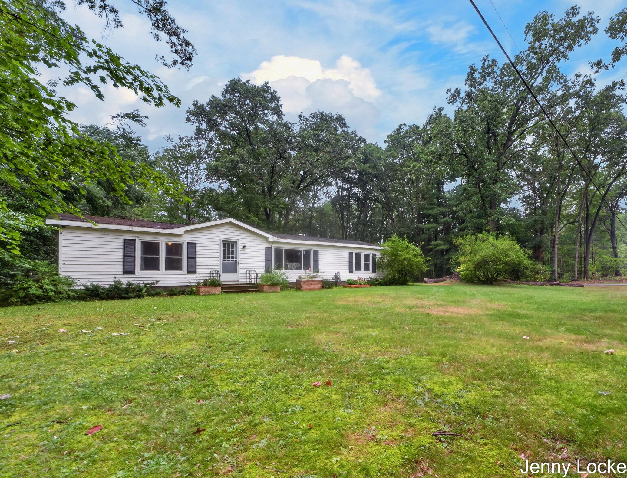 6165 N Weber Road