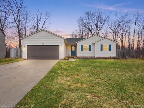 517 Cove View Drive Waterford Charter Township MI 48327