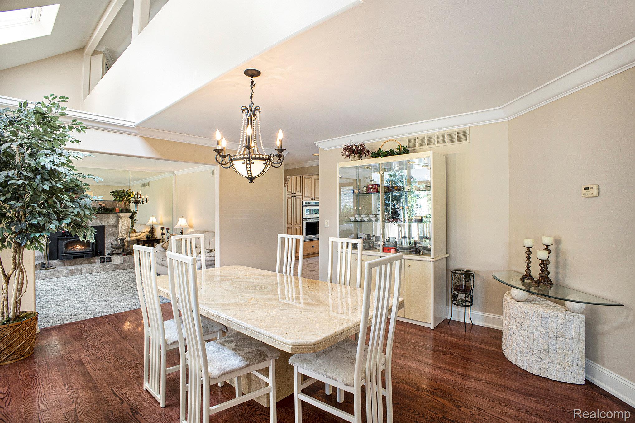 841 OLD MILFORD FARMS