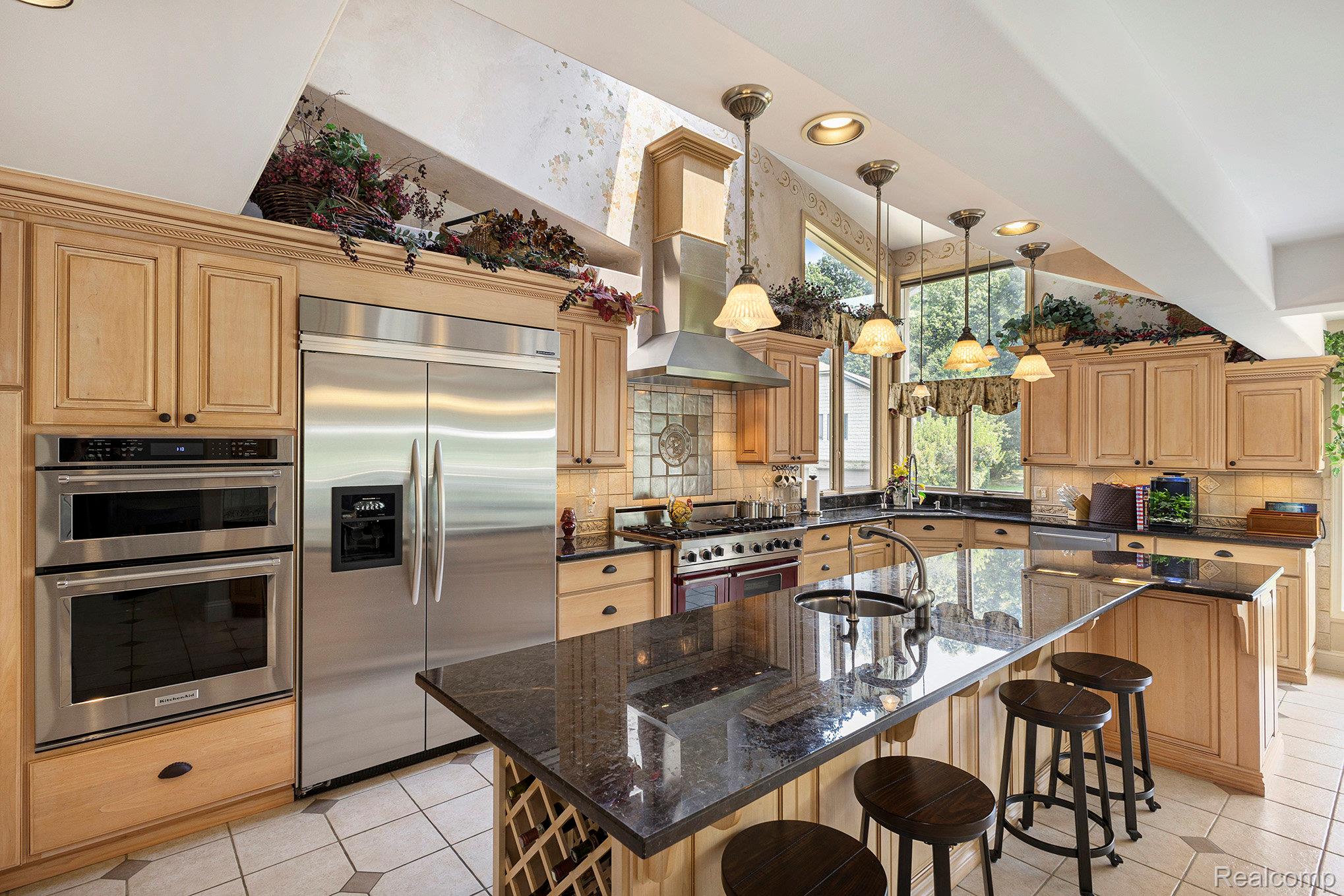 841 OLD MILFORD FARMS