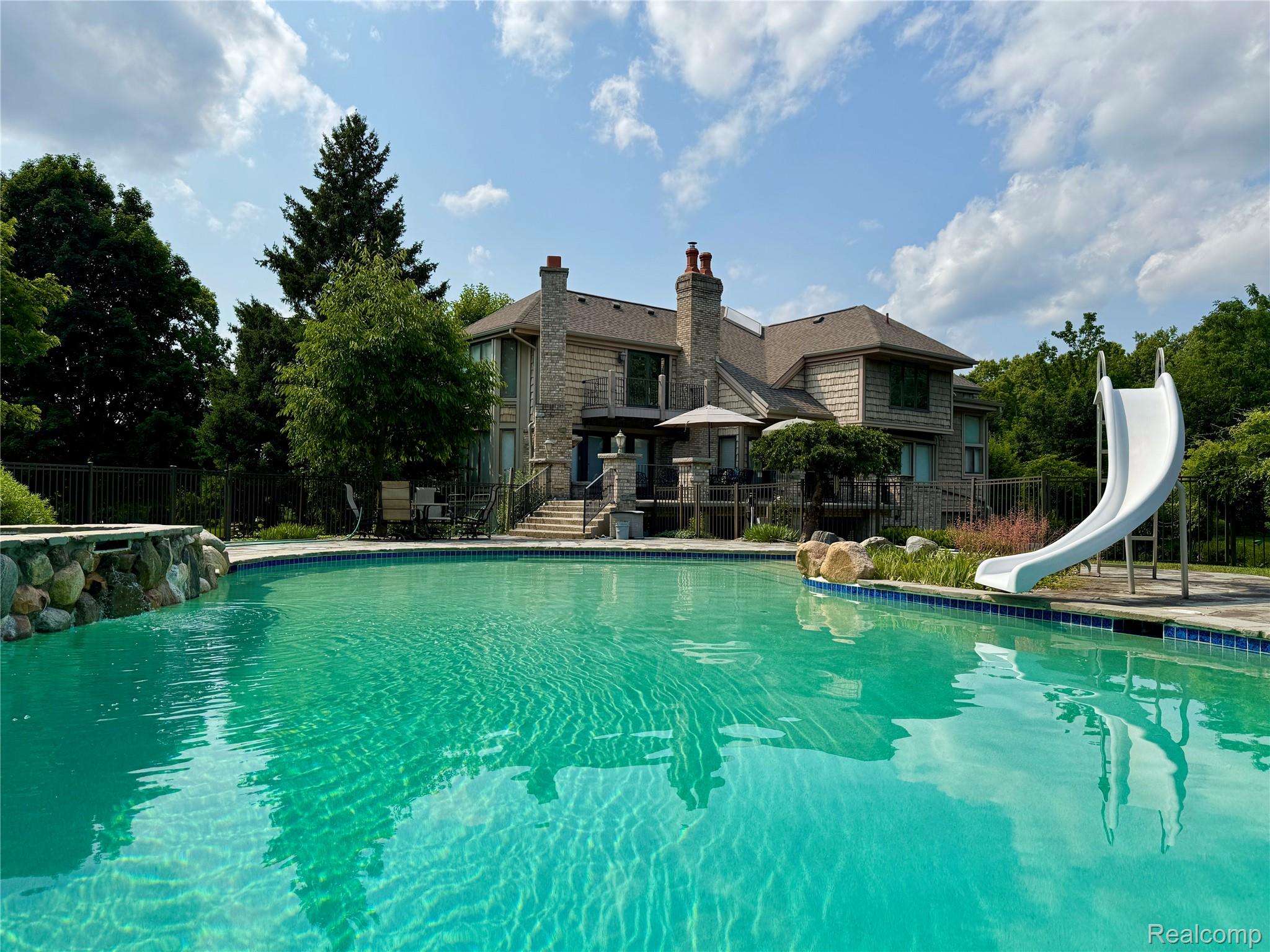 841 OLD MILFORD FARMS