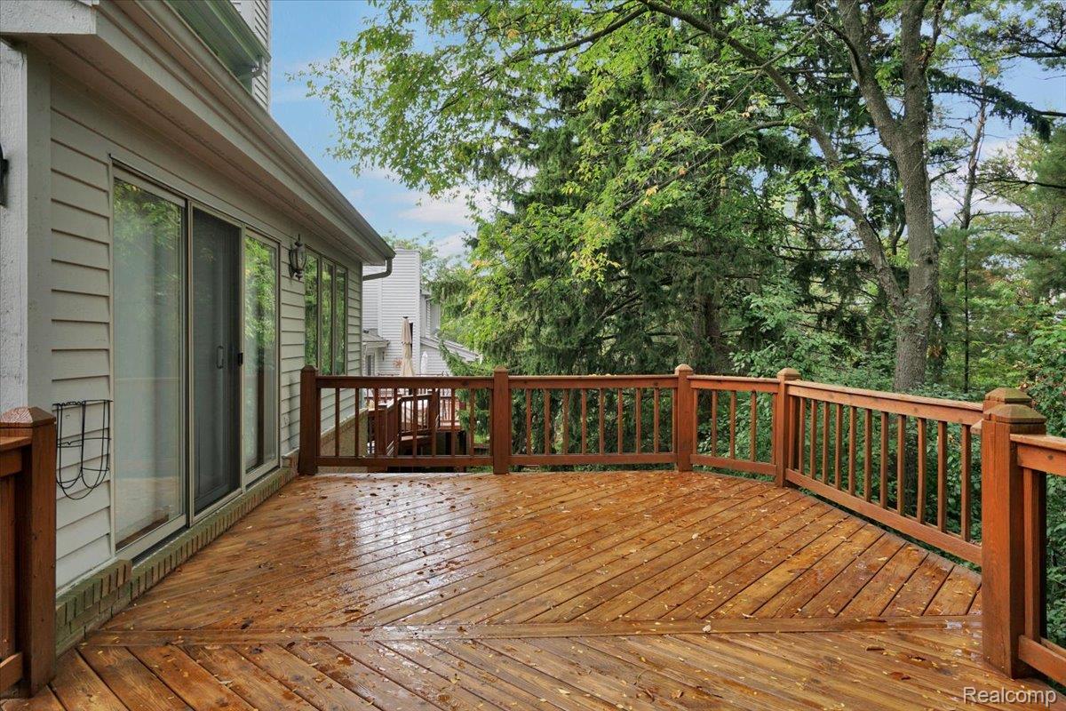 6516 Scenic Pines Court