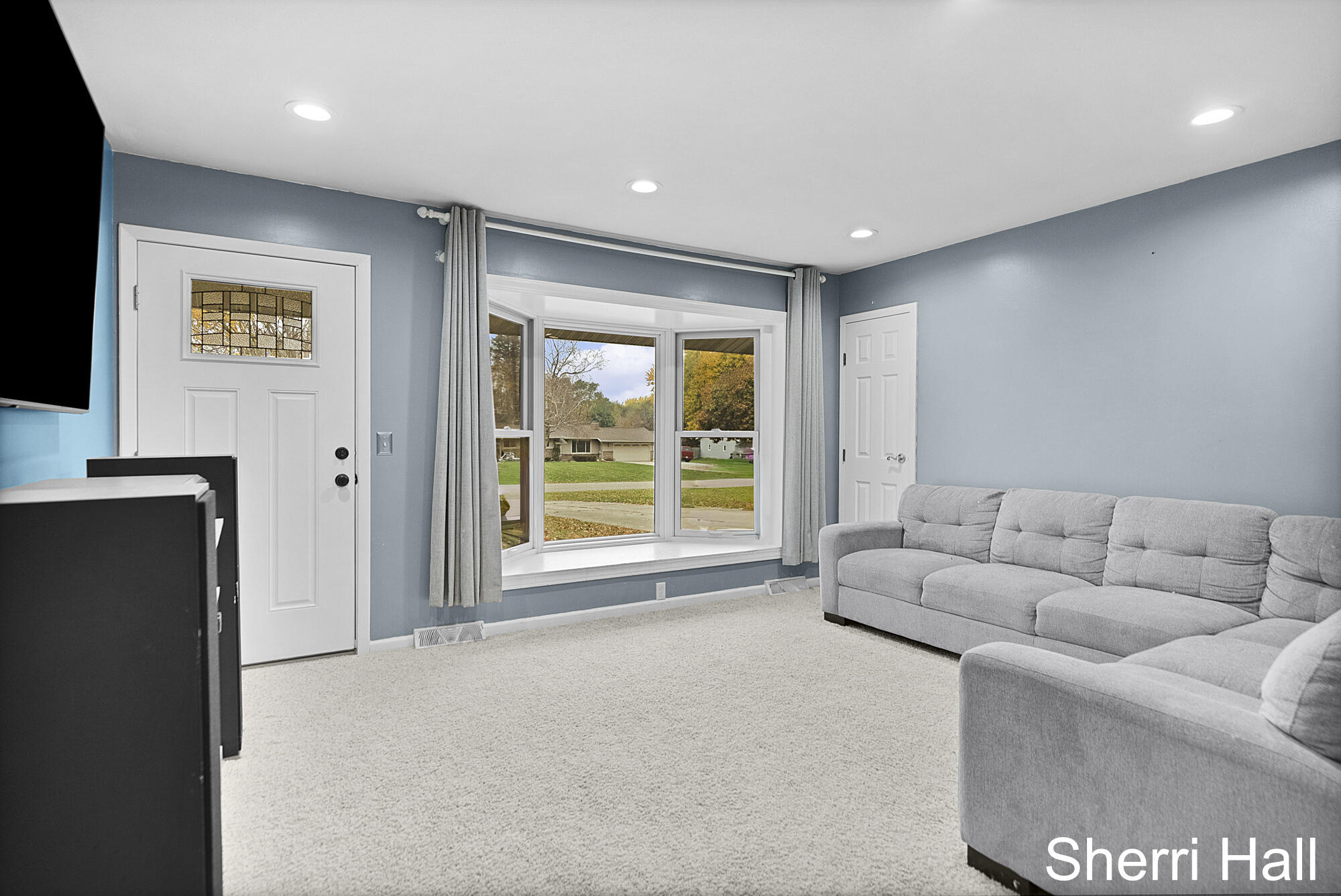 11632 Woodgate Drive NW