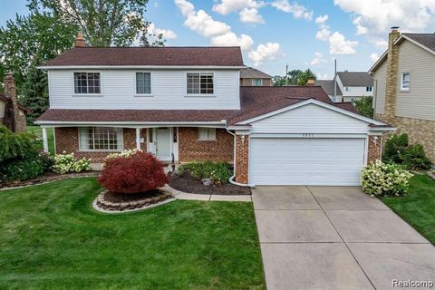 Photo of 1511 Marie Street, Dearborn Heights City, MI 48127 (MLS # 20251051943)