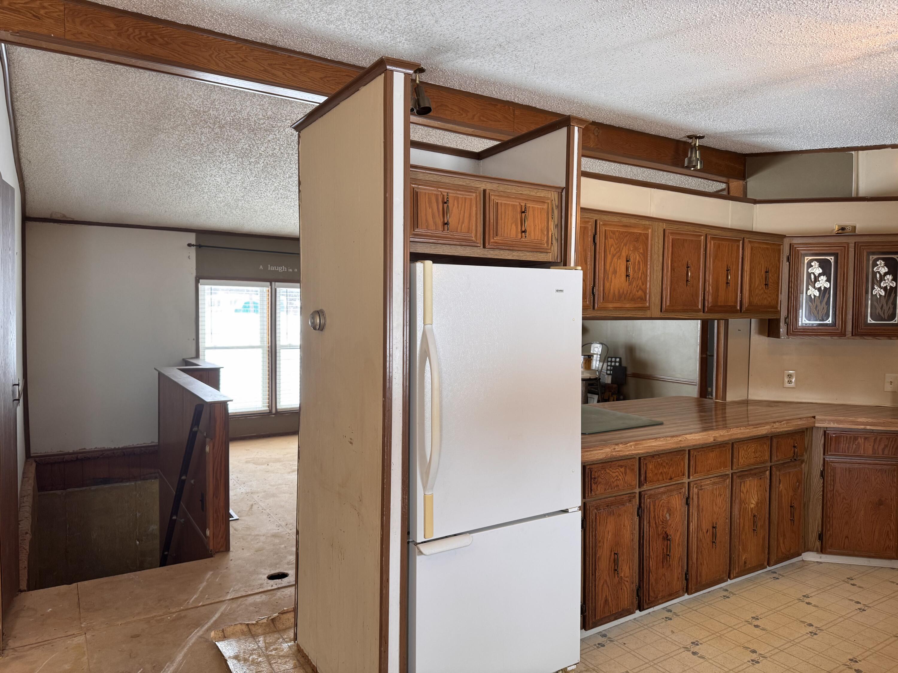 3899 Fruit Ridge Avenue NW