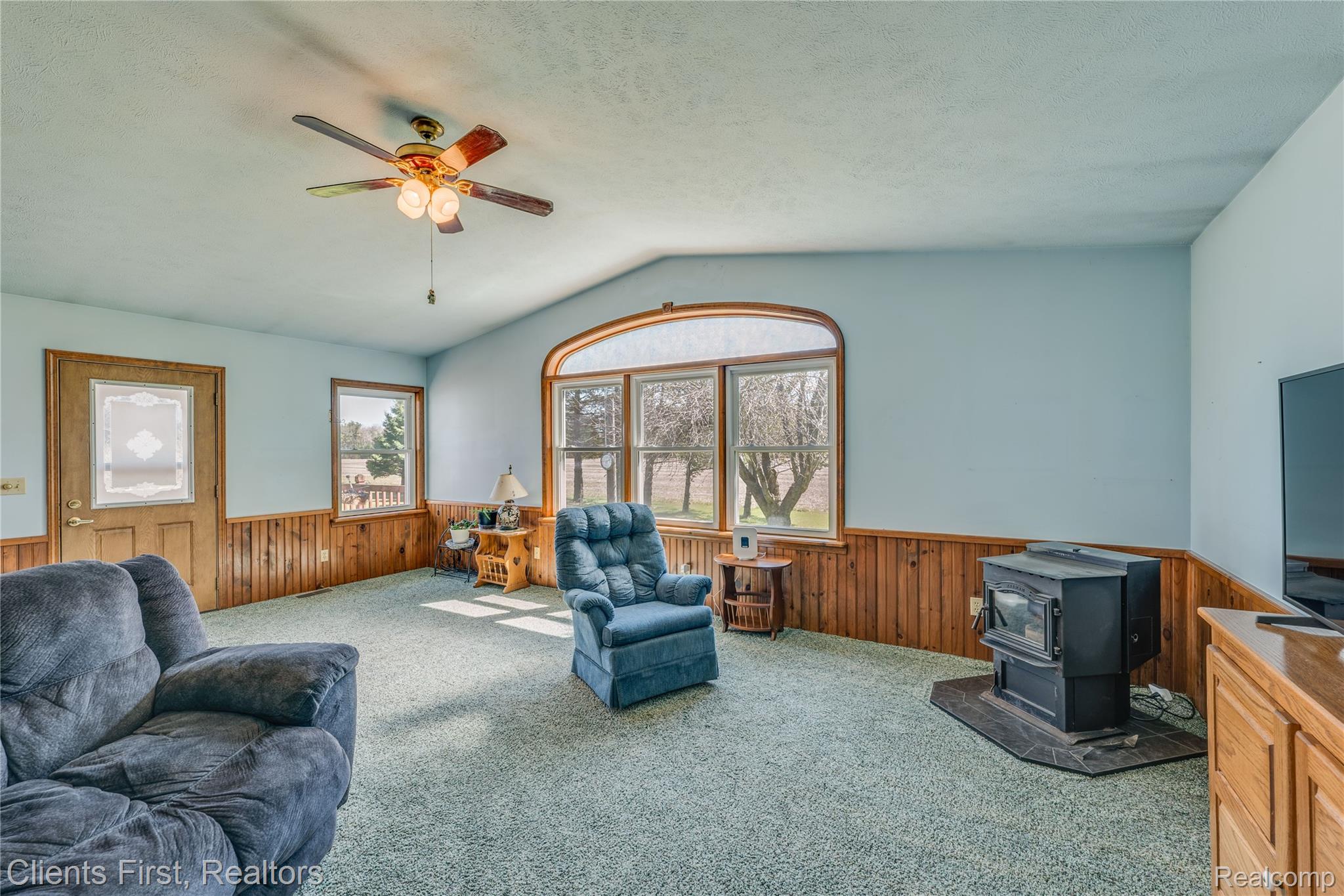 342 N Chambers Road