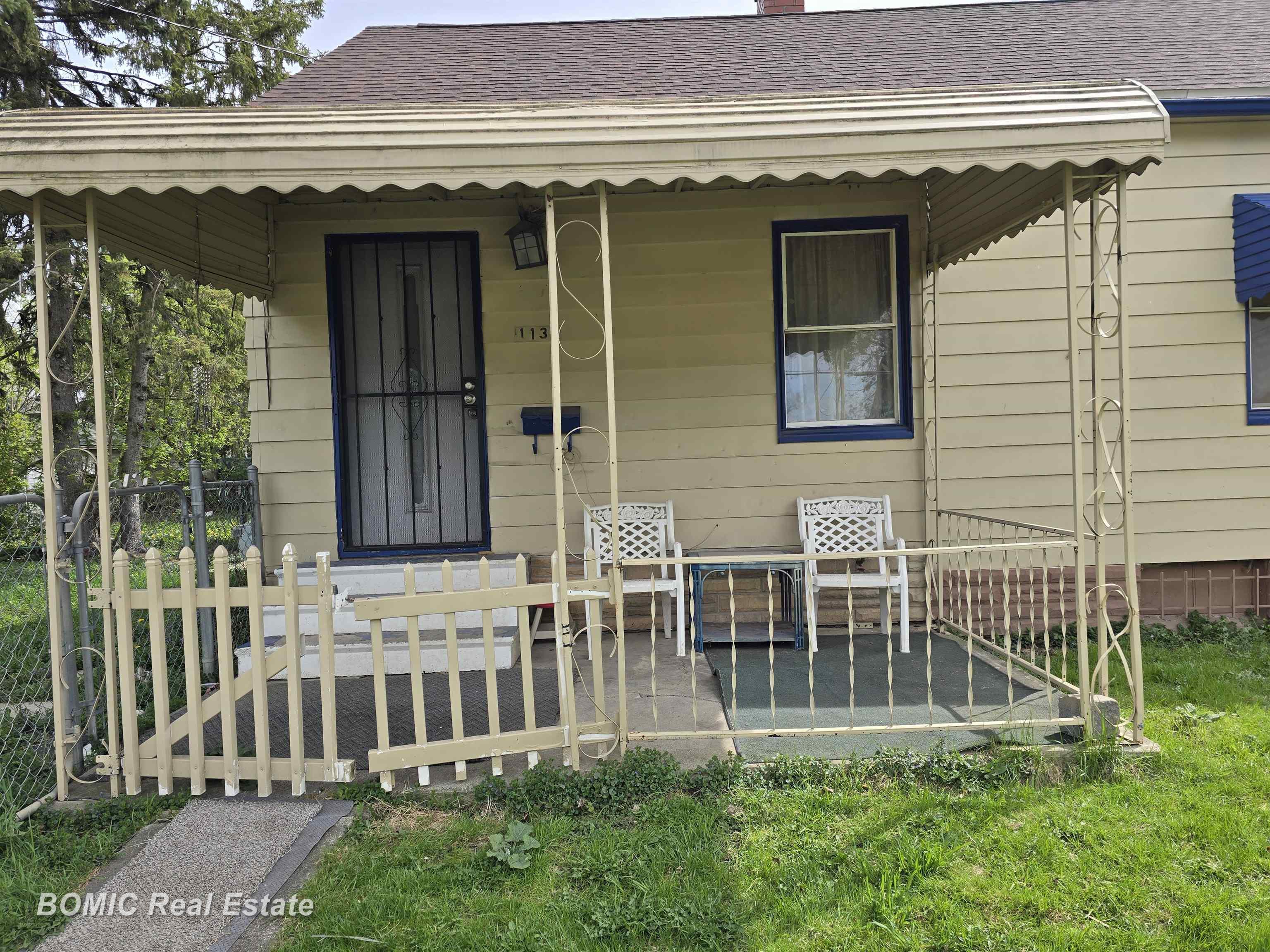 1137 Vermyila Avenue