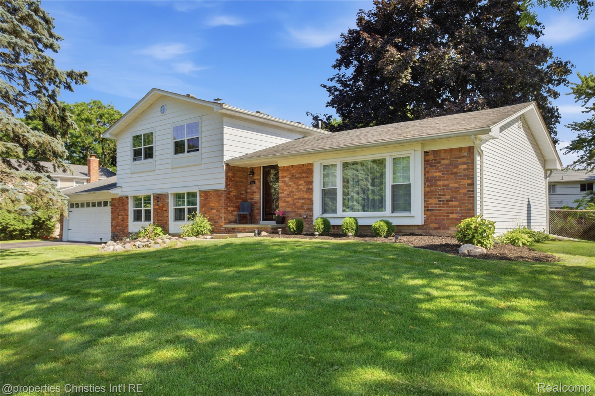5569 Tadworth Place