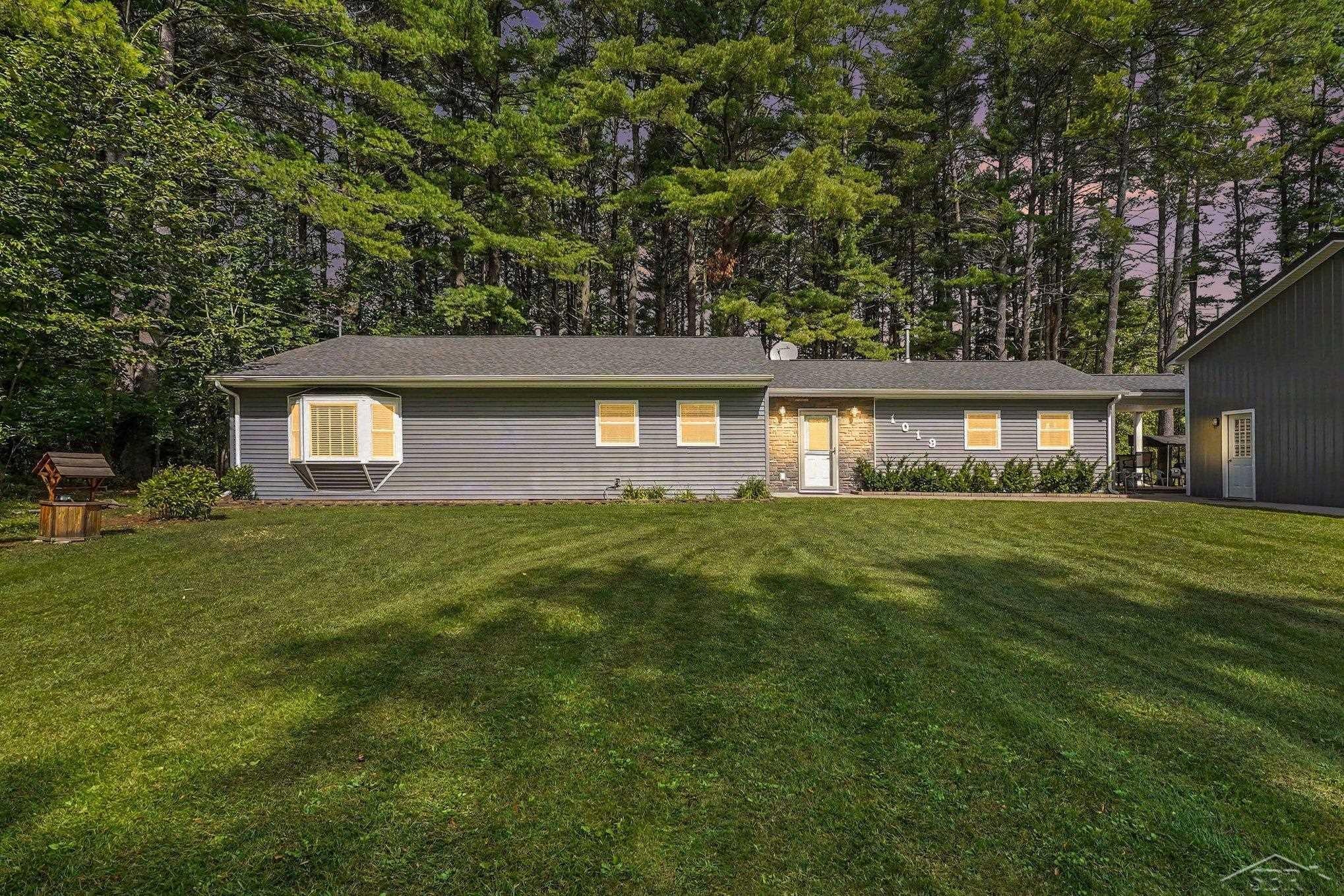 1019 E M-55 Road