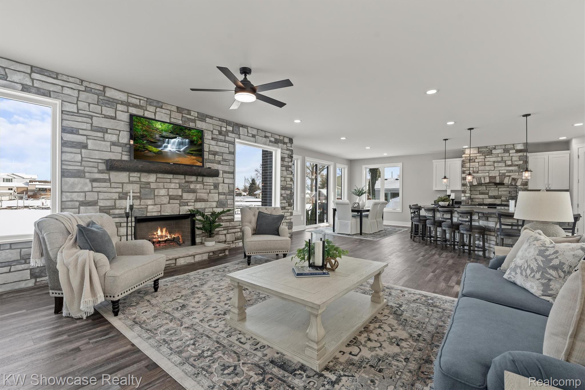 9090 Buckingham Street