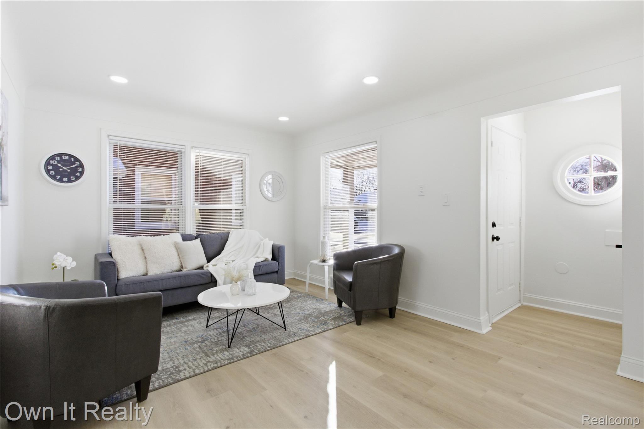 18500 Biltmore Street