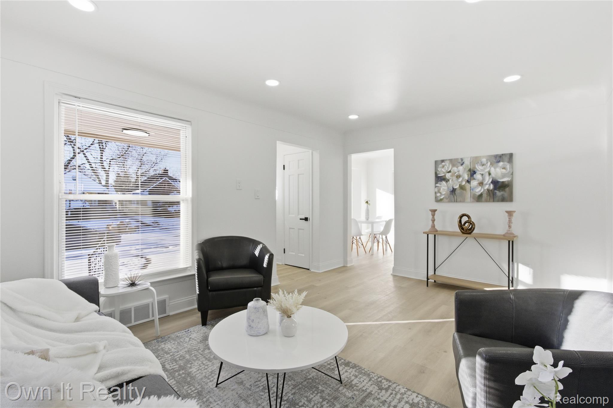 18500 Biltmore Street