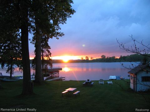 Tiny photo for 1491 Division Drive, Hartland Township, MI 48353 (MLS # 20261003117)