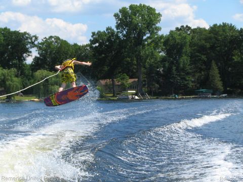 Tiny photo for 1491 Division Drive, Hartland Township, MI 48353 (MLS # 20261003117)