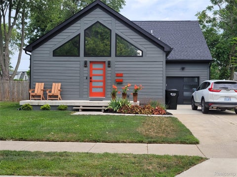Photo of 26514 Barrington Street E, Madison Heights City, MI 48071 (MLS # 20261084830)