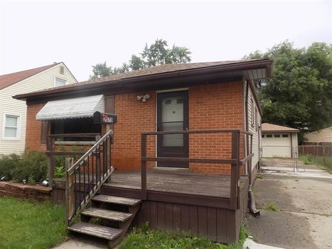 2070 OCEANA Street Lincoln Park City Wayne MI 48146