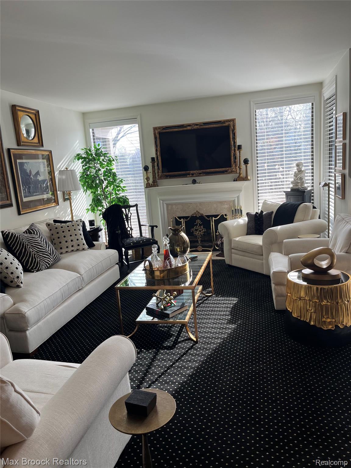 2531 Essex Lane