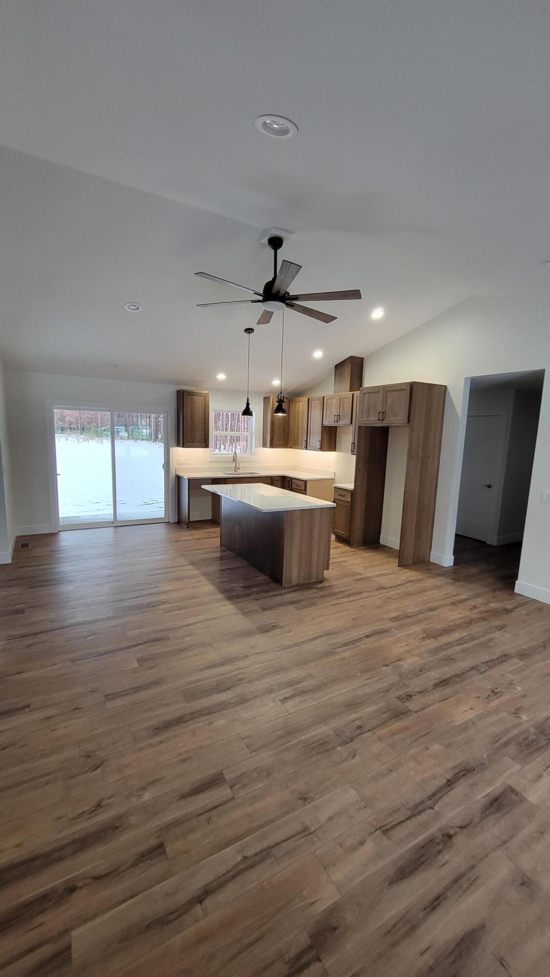 1006 Mechanic Street