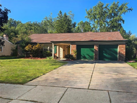 Photo for 2951 Hill Drive