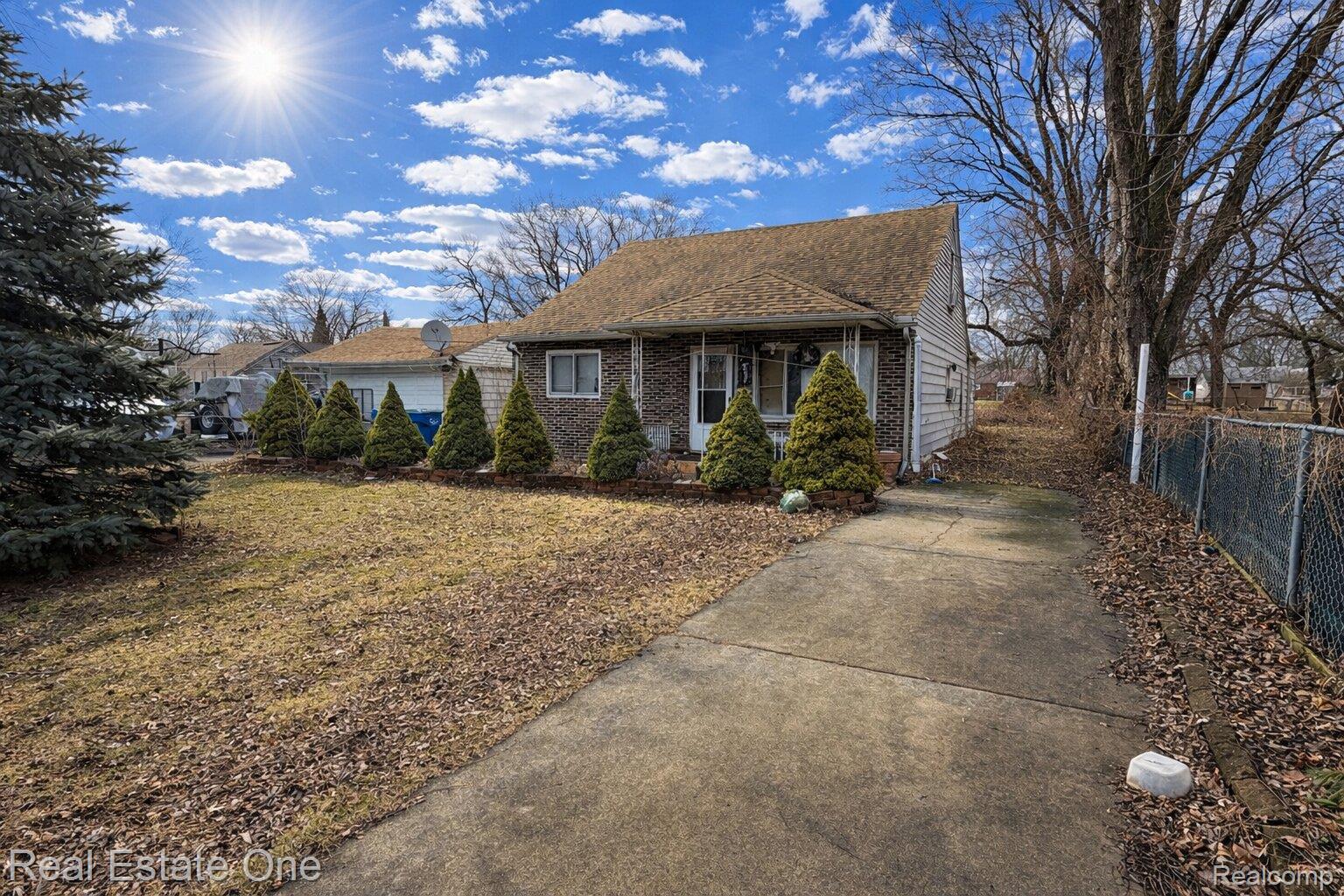 23340 Cunningham Avenue