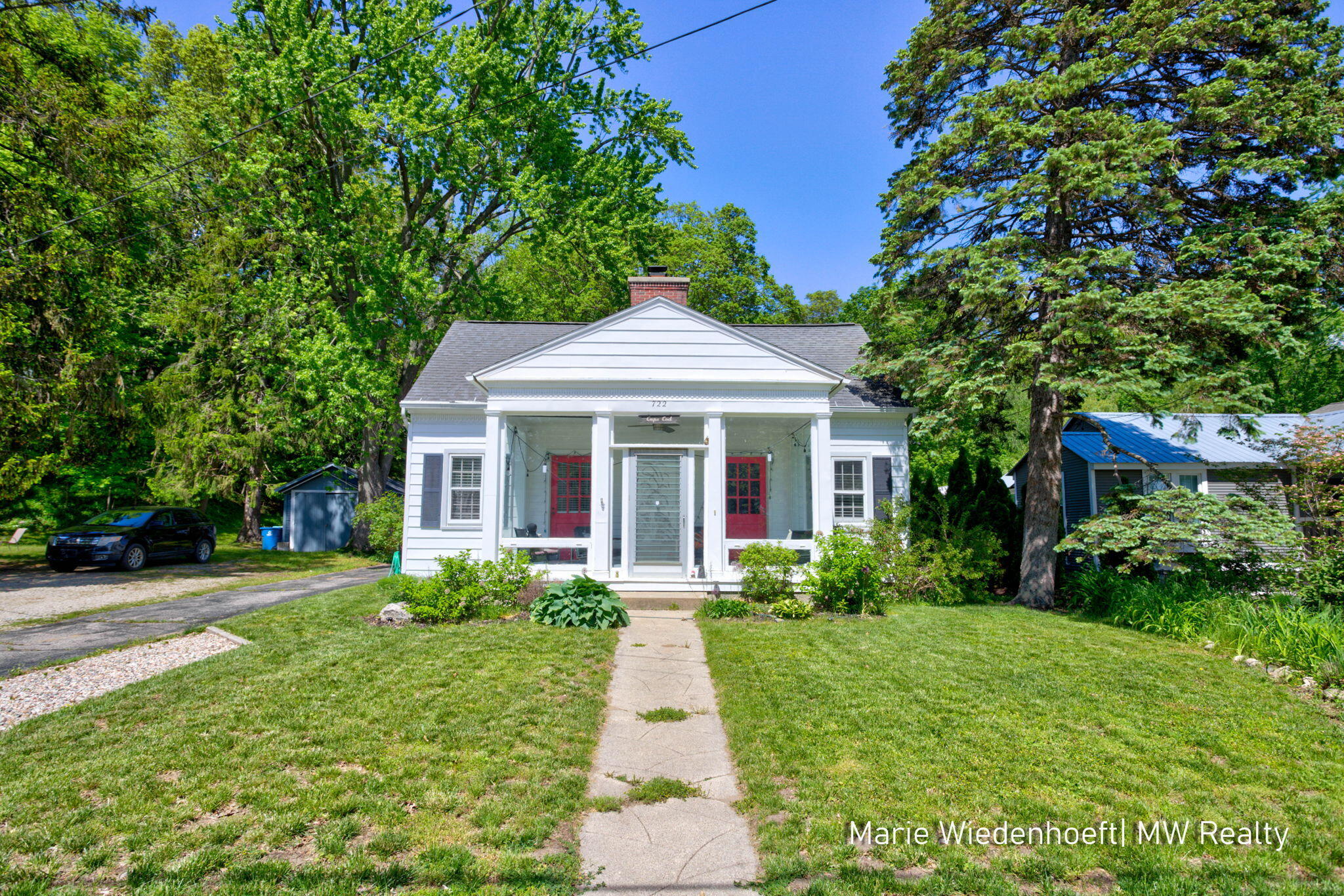 722 Lake Street