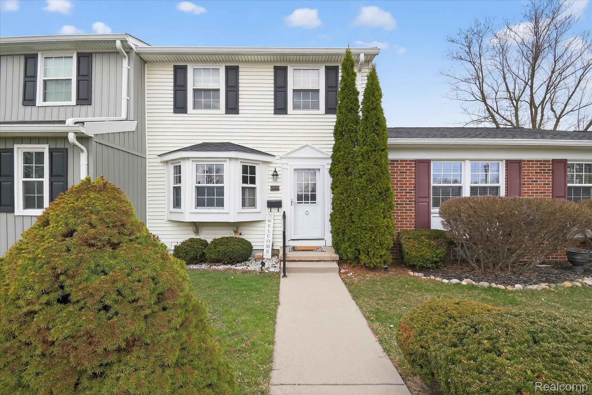 19555 Dartmouth Place