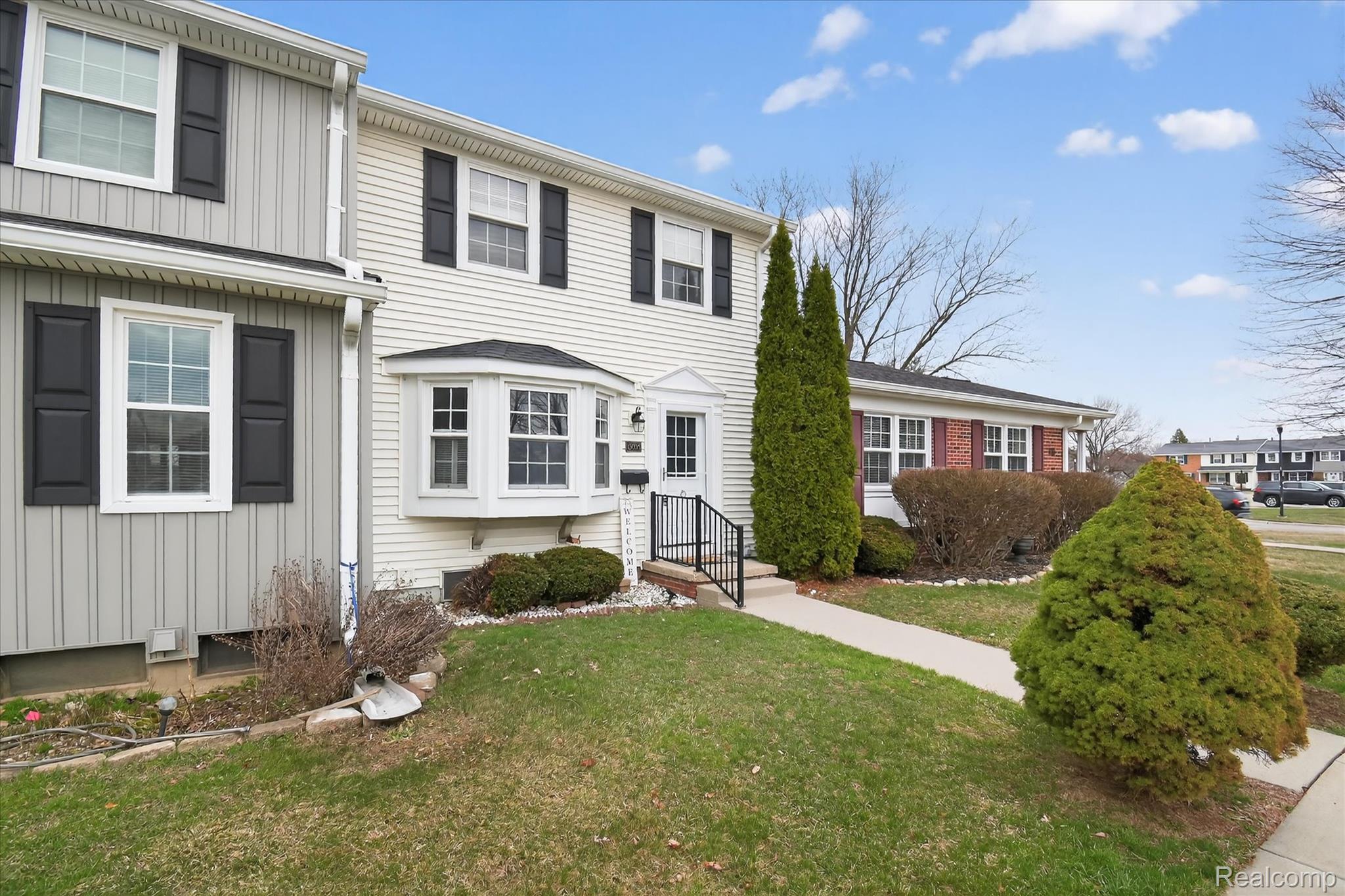 19555 Dartmouth Place