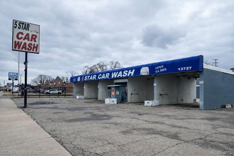 10530 W 7 Mile Road Detroit City MI 48221