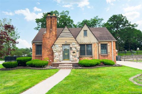 23211 Myrtle Street Dearborn City MI 48128