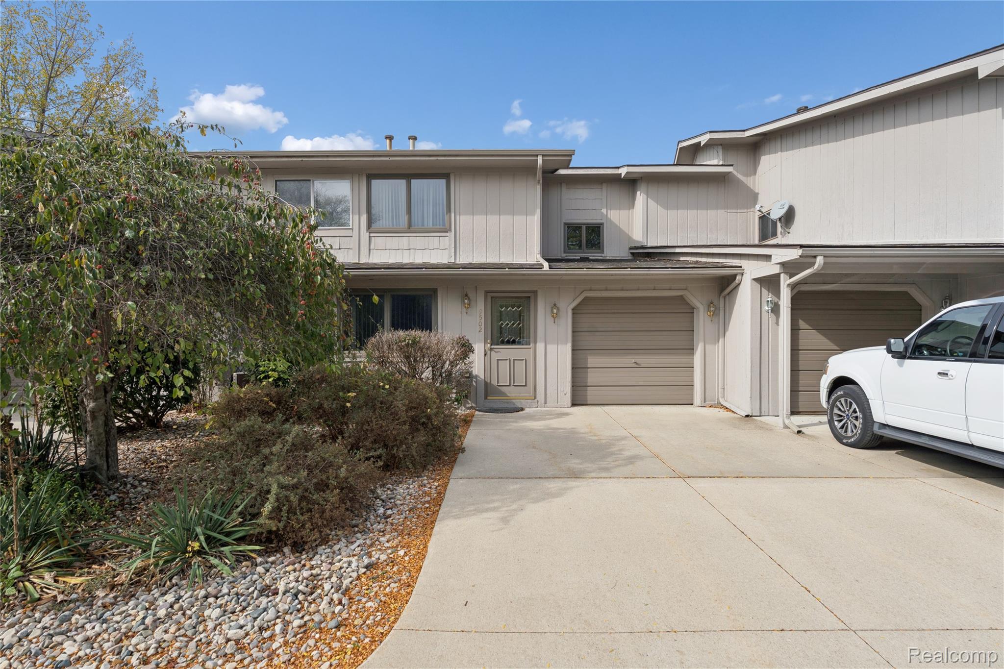 9502 Fenwin Drive