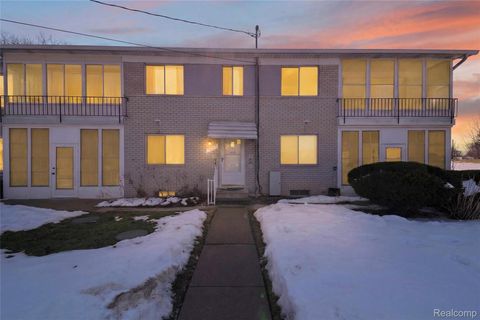 5959 Alan Drive 50 Brighton Township MI 48116