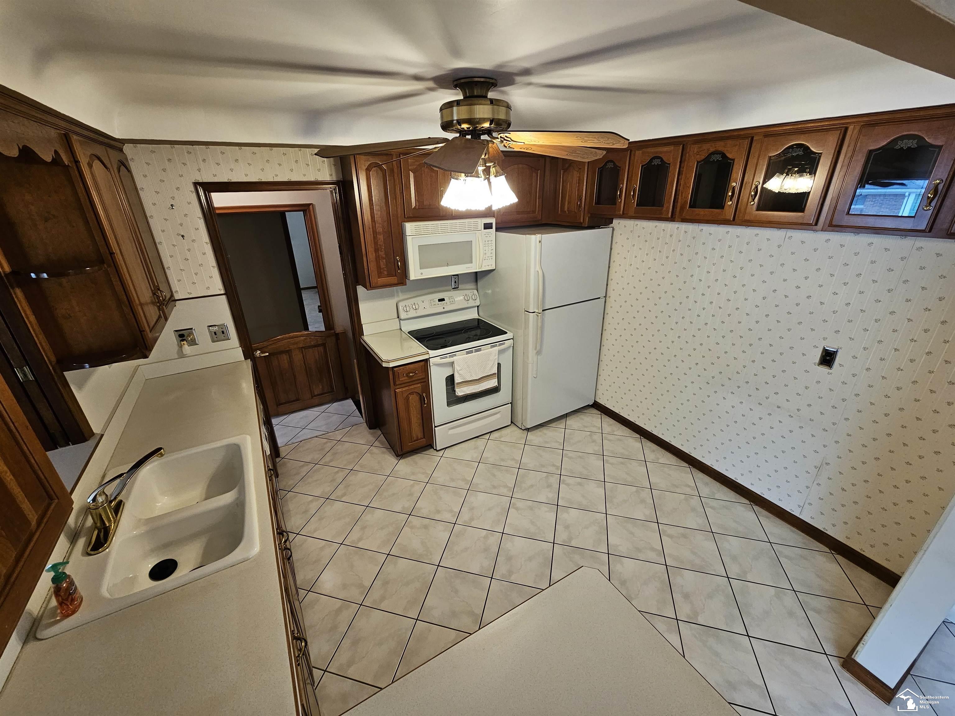 15723 Pleasant Avenue