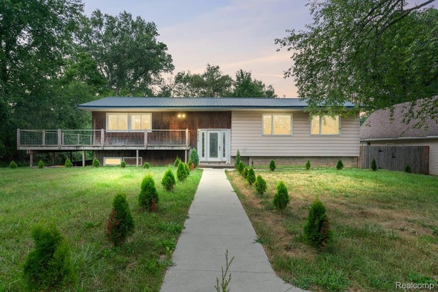 5670 Kinneville Road