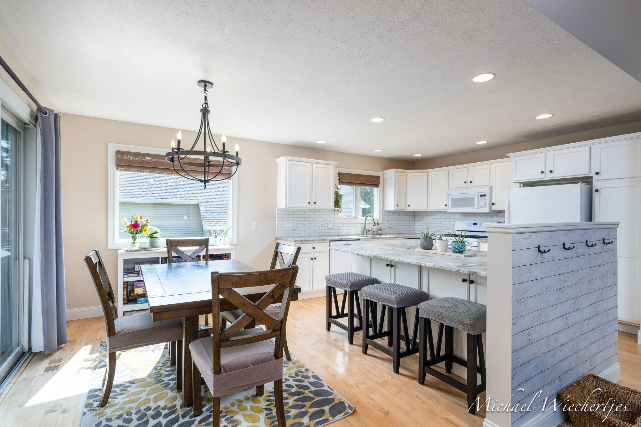 3101 Woodlily Street SW