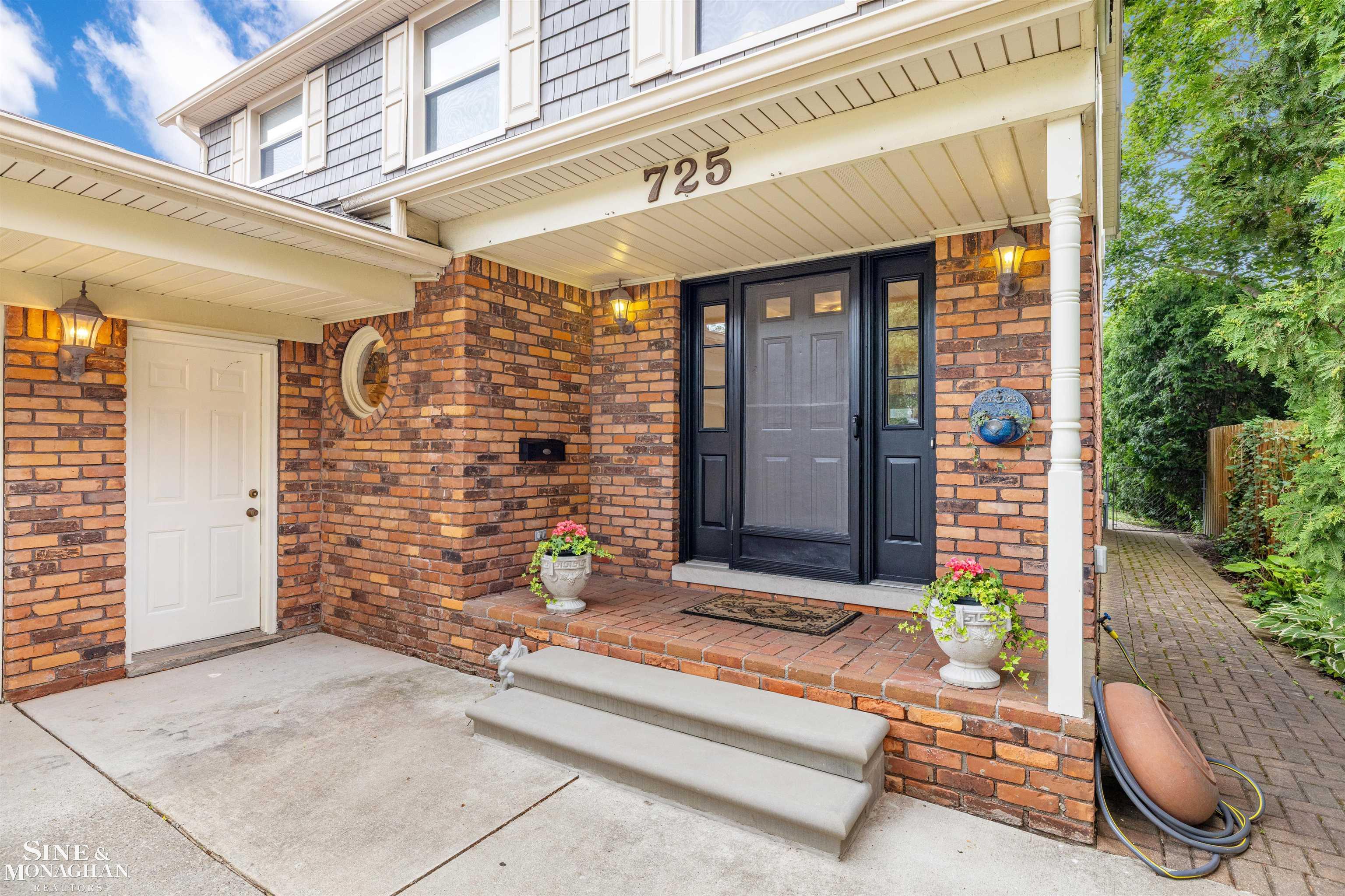 725 Fisher Road