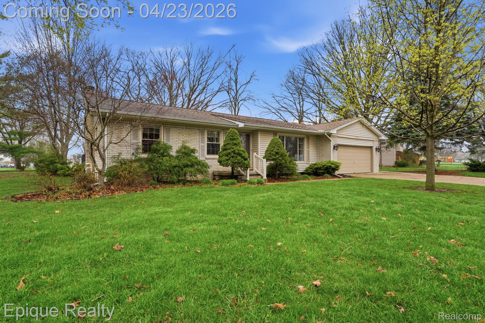 6236 McKenzie Drive