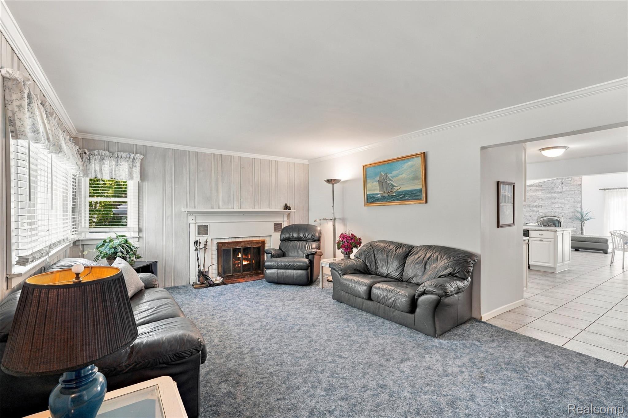 804 E Avon Road